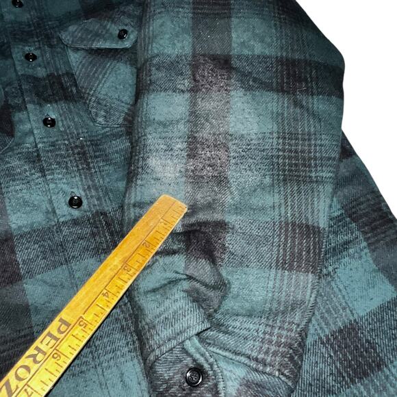 Vintage Osh Kosh Men's Plaid green flannel quilted lined outdoor jacket medium - Picture 5 of 8